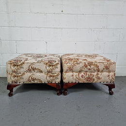 Vintage square Mahogany Tapestry foot stool. It is in good original used condition and can be used as is or be reupholstered.