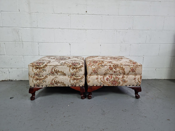 Vintage square Mahogany Tapestry foot stool. It is in good original used condition and can be used as is or be reupholstered.