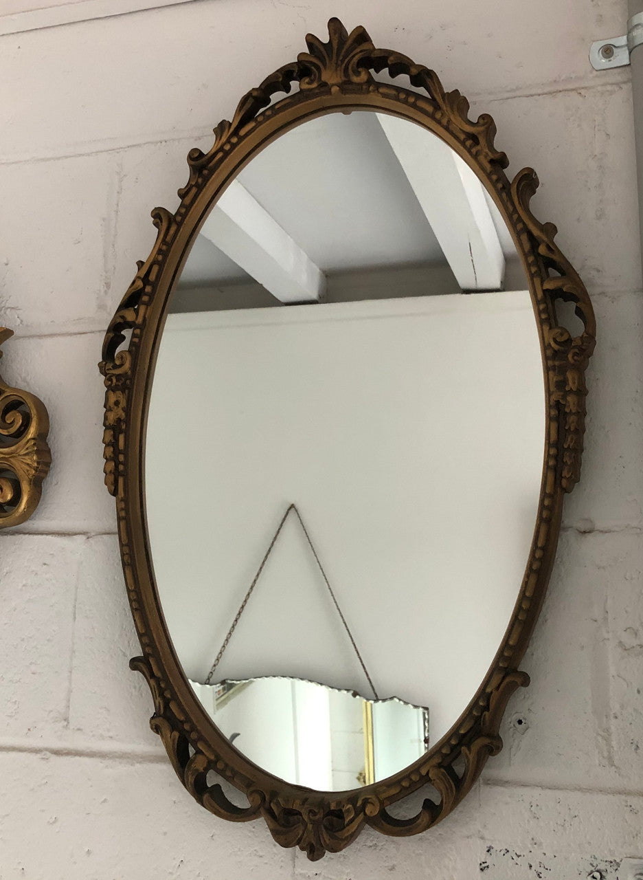 Lovely Oval Vintage Mirror
