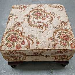 Vintage Mahogany Tapestry square foot stool. It is in good original used condition and can be used as is or be reupholstered.