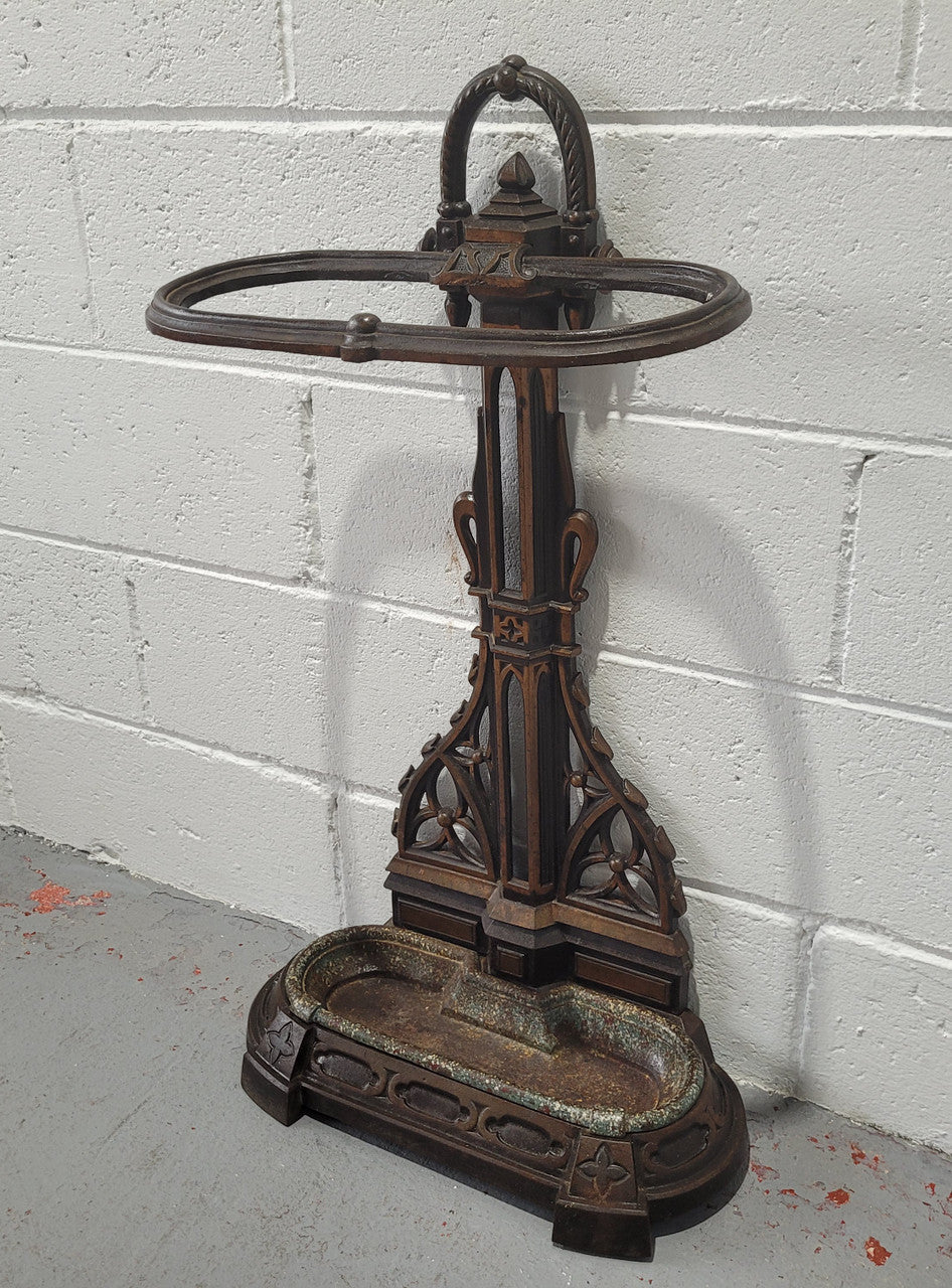 Victorian Gothic style cast iron umbrella stand. In good original detailed condition.