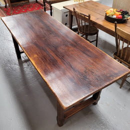 French oak stretcher base refectory table. It has been sourced from France and is in good original condition. Please see pictures to form part of the description.