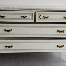 Charming Vintage French Louis 16th style original chalk painted chest of four drawers. It has been sourced from France and in good original condition.