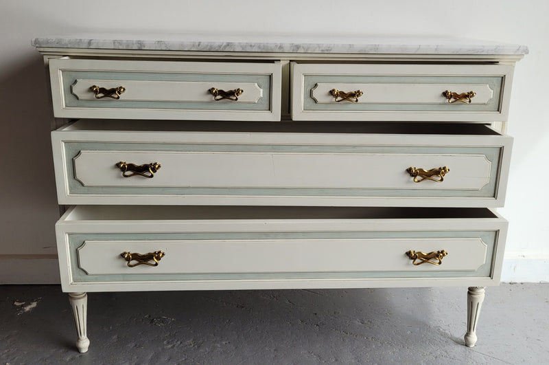 Charming Vintage French Louis 16th style original chalk painted chest of four drawers. It has been sourced from France and in good original condition.