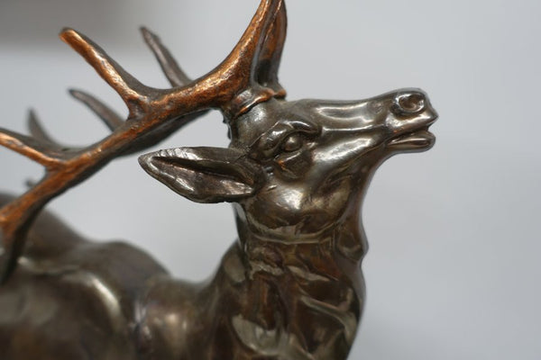 Beautiful French cold painted spelter Art Deco deer sculpture, on a stunning marble base. In good original condition.