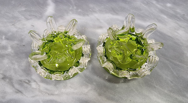 Lovely pair of Victorian green glass open salt bowls with clear frilled edging. In good original condition.