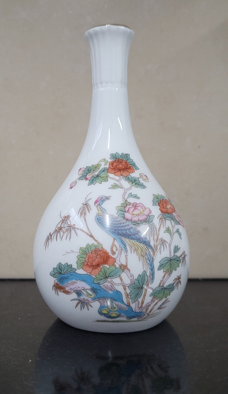 Wedgwood “Kutani Crane” Gold Trimmed Bud Vase | Antique & Vintage | Moonee Ponds Antiques | Australia Wide Delivery