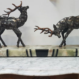 Beautiful French cold painted spelter Art Deco deer sculpture, on a stunning marble base. In good original condition.