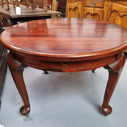 Australian Blackwood Fixed Oval Dining Table with Queen Anne Legs and Castors
