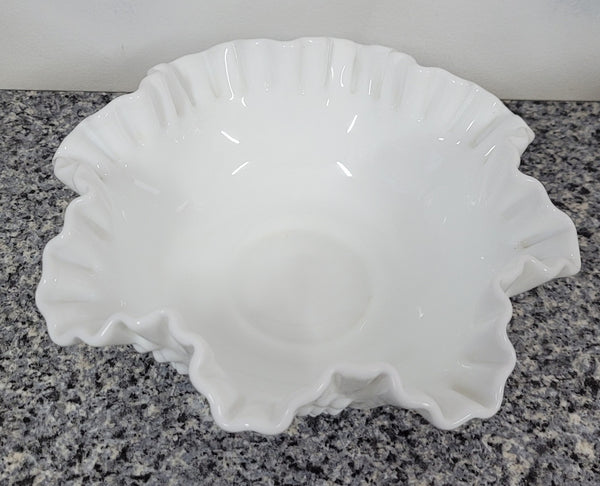 Charming frilled edge “Fenton” milk glass bowl. It is in good original condition, please view photos as they help form part of the description.