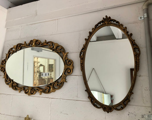 Lovely Oval Vintage Mirror