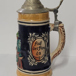 Small Vintage German beer stein marked made in the federal republic of Germany underneath. It is in good original condition, please view photos as they help form part of the description.