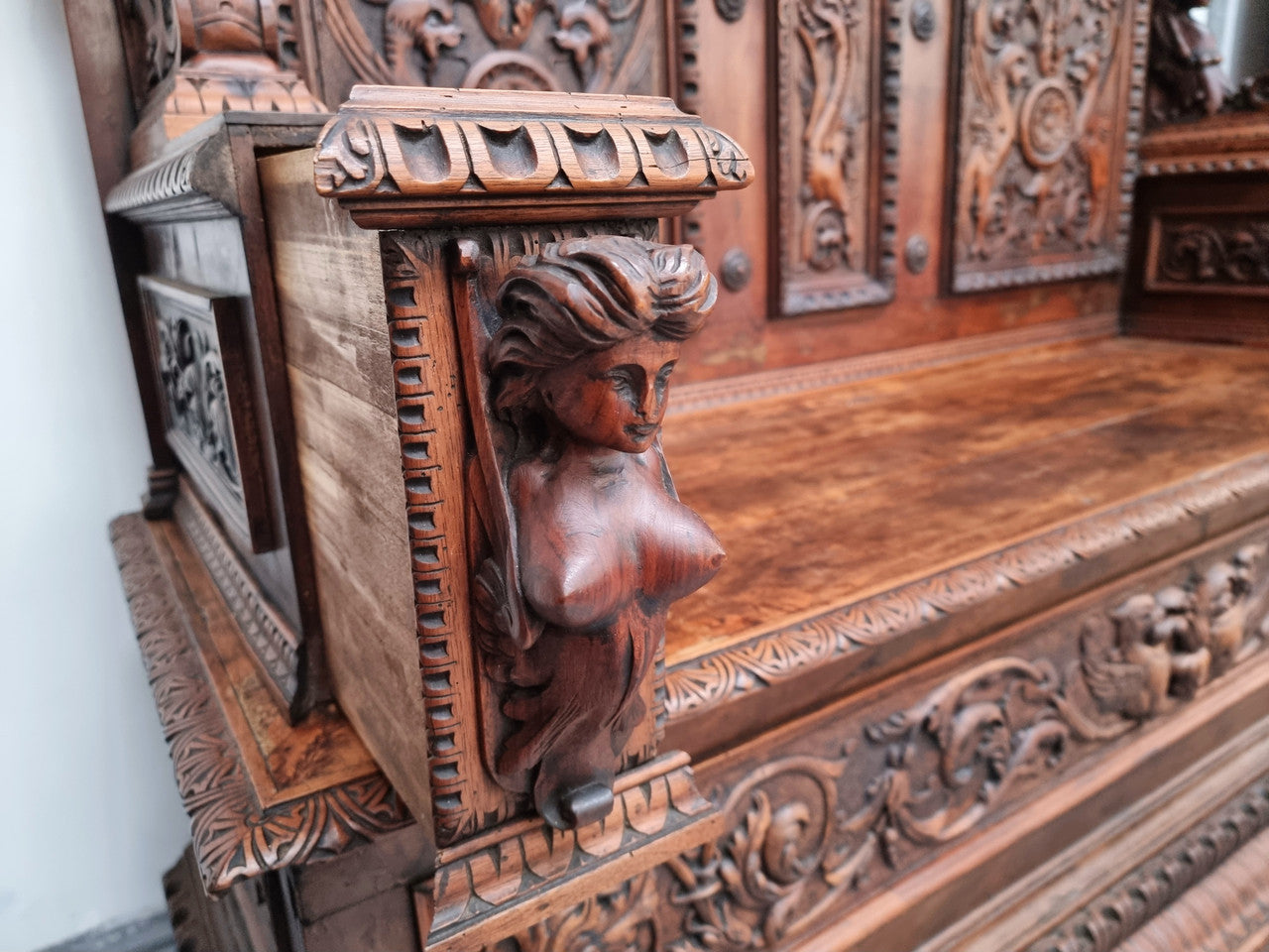 18th Century Carved Italian Renaissance Style Hall Seat | Antique & Vintage | Moonee Ponds Antiques | Australia Wide Delivery