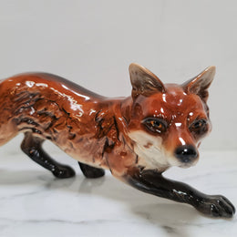 Beautifully sculptured and colored vintage Goebel Hummel fox figurine. Marked to base Goebel W Germany and numbered on leg 014. In great original condition.