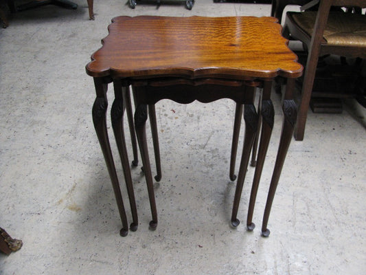 Stunning Mahogany Nest Of Tables