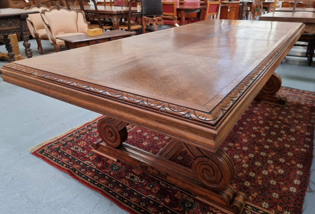 Beautiful Spanish style Oak dining table with a lovely carved border. Sourced in France and in good original detailed condition.