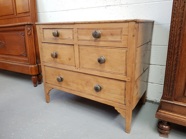 Gorgeous Vintage Pine Chest Of Drawers