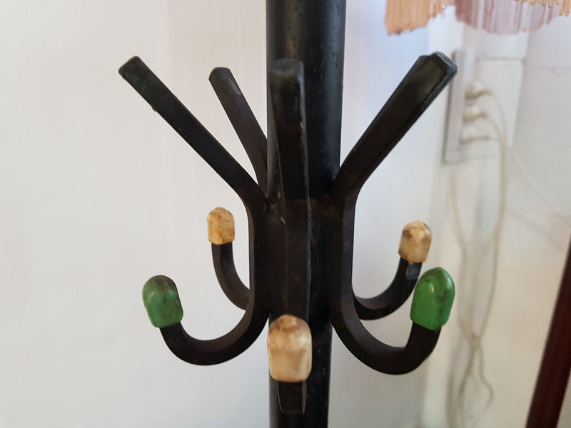 A beautiful French retro cast iron coat rack and in good original condition.