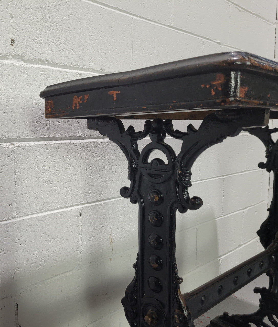 Stunning Late Victorian English Mahogany & Cast Iron Base Pub Table | Antique & Vintage | Moonee Ponds Antiques | Australia Wide Delivery