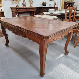 Oak Louis 15th style parquetry top extension dining table. When unextended is 161 cm long and when fully extended is 281 cm long. Very functional for smaller dining areas and great for when you have quests over and need a larger table. In good original detailed condition.