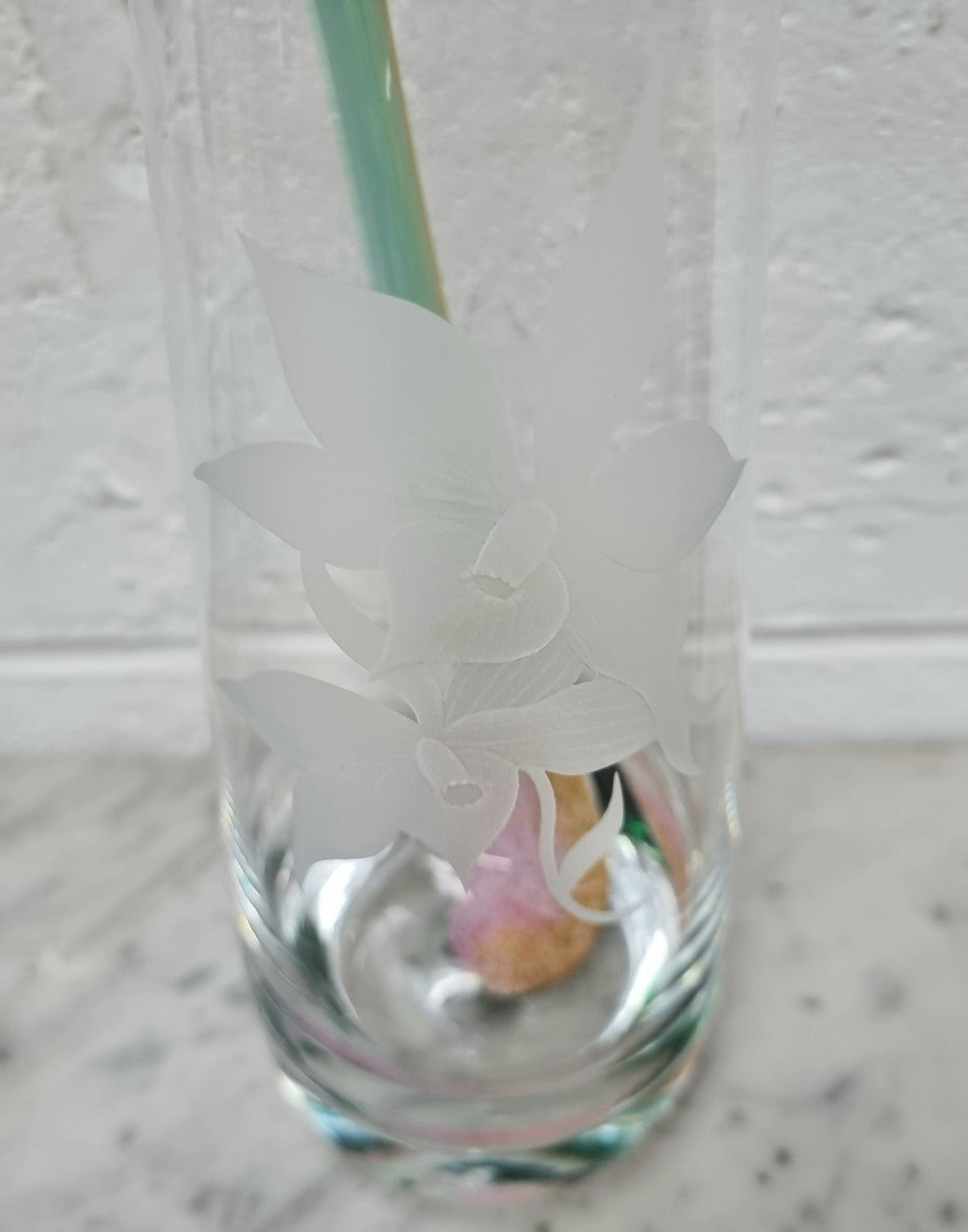 Beautiful  Etched Caithness Decorative Vase