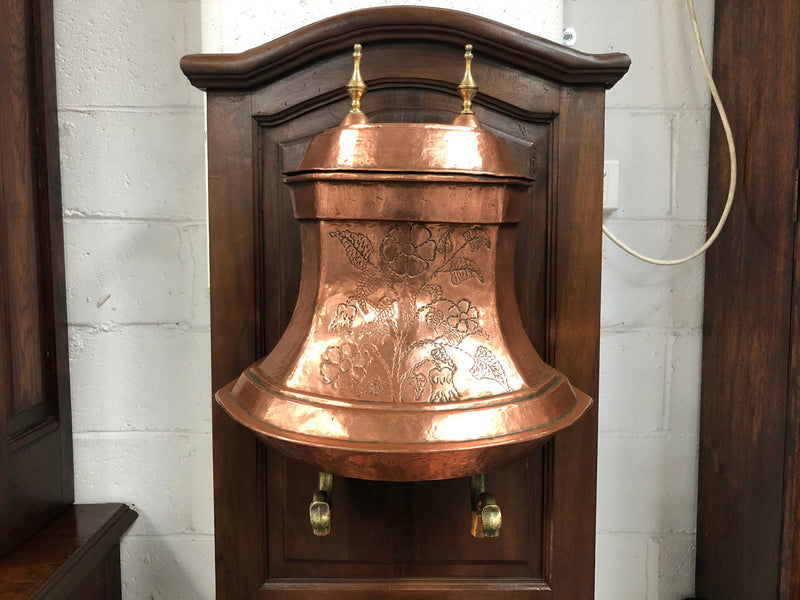 Late 19th Century French decorative copper bowl wash stand. In good original detailed condition.