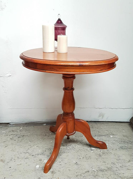 Pine Lamp Table