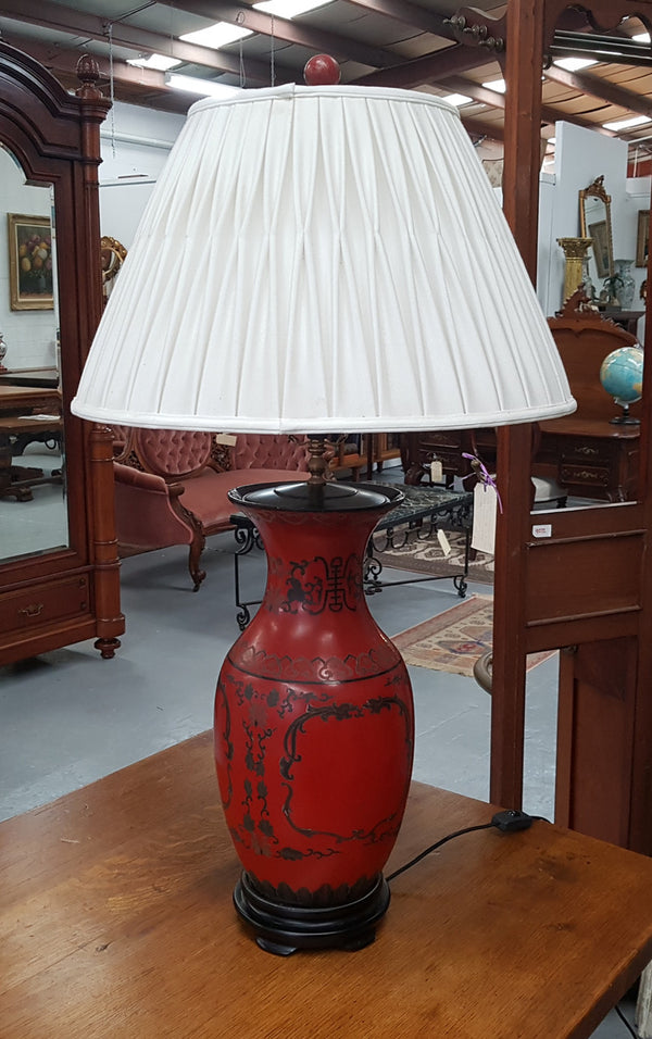 Chinese Lacquered Table Lamp