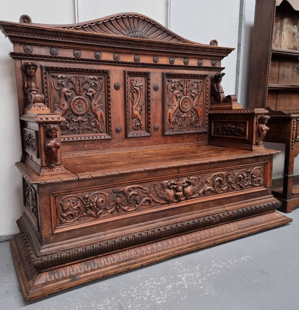 18th Century Carved Italian Renaissance Style Hall Seat