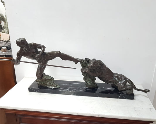 French Art Deco P. Berjean "chasse a la Lionne" Bronze
