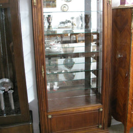French Vitrine