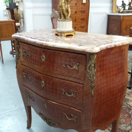 Elegant French Louis XV Style Commode