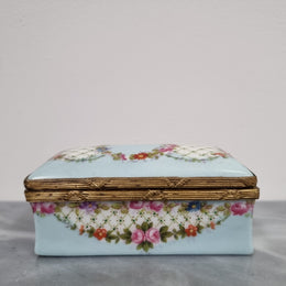 Beautiful Rare Antique German Porcelain Limoges Style Stamp Box