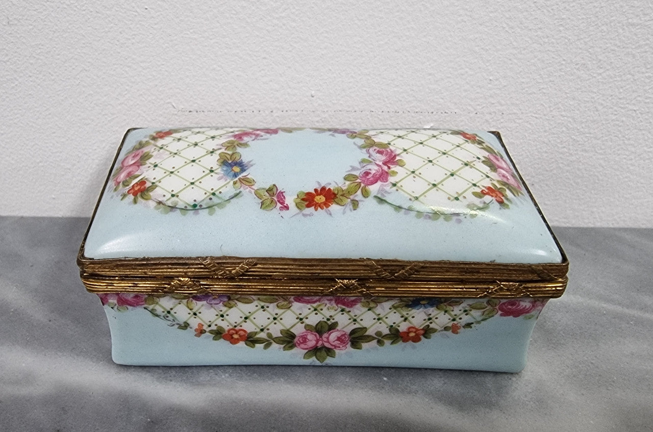 Beautiful Rare Antique German Porcelain Limoges Style Stamp Box