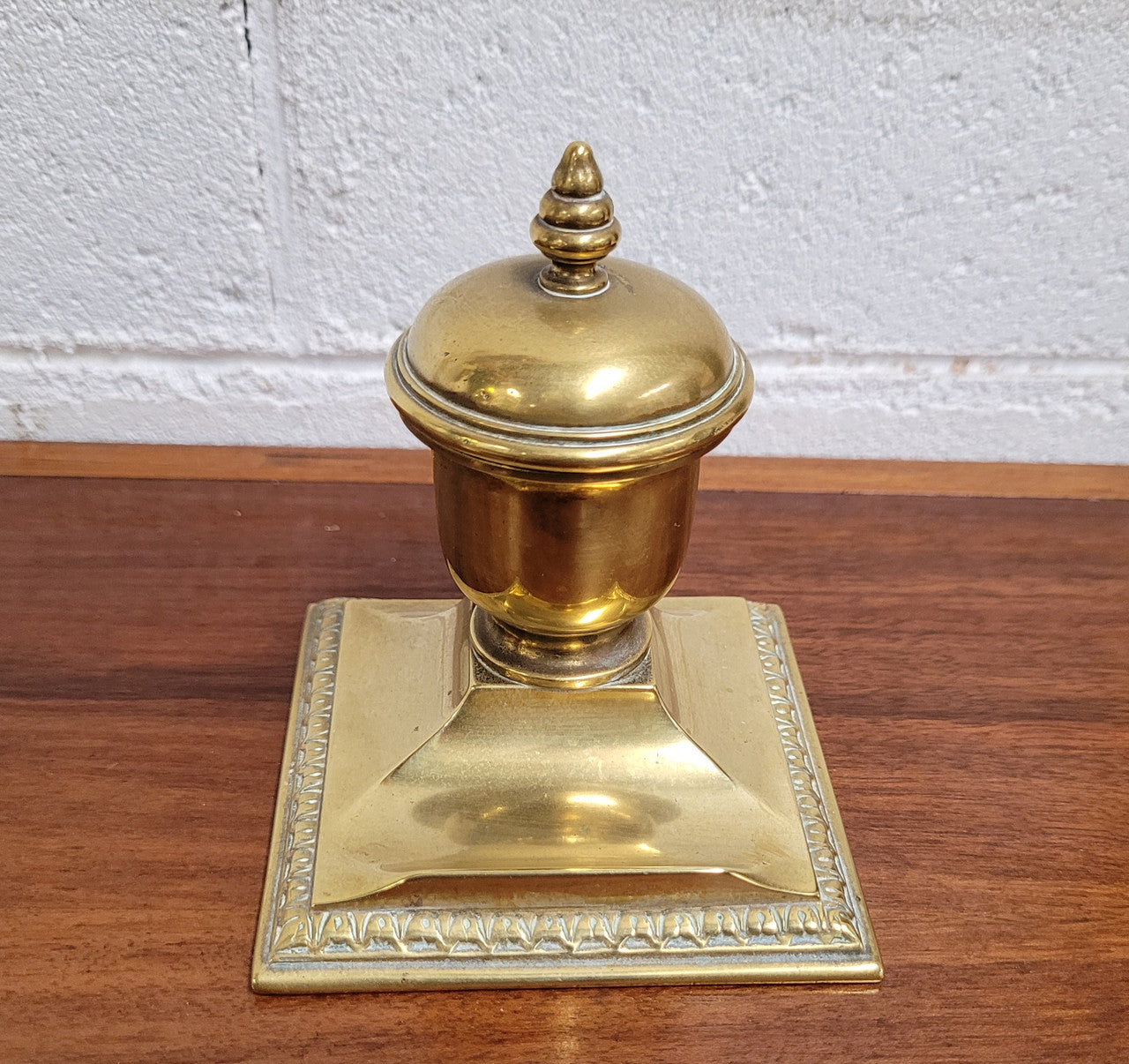 Victorian Brass inkwell pen holder in good original condition.