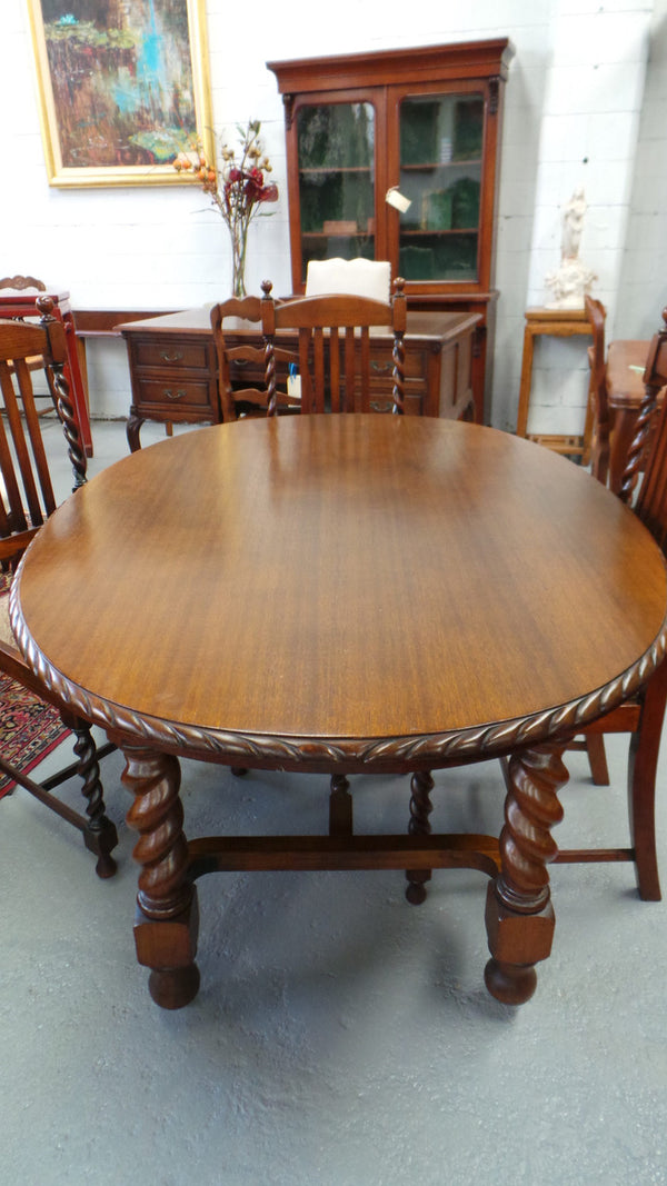 Beautiful Antique Jacobean Oak Dining Table And Chairs