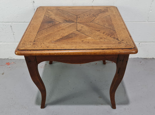 Gorgeous Louis 15th parquetry top sofa side table. In great detailed original condition.