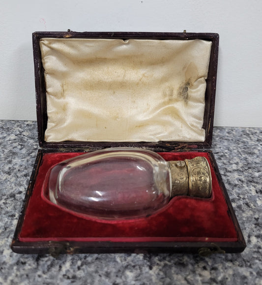 Rare Antique rock crystal and silver gilt perfume bottle in its original case by Thomas Diller of London. It is in good original condition, please view photos as they help form part of the description.