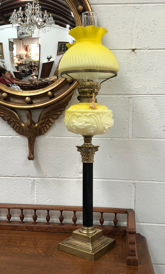 Stunning Victorian oil lamp