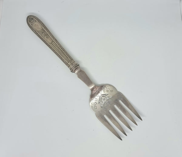 Very decorative pair of Edwardian silver plate Fish servers, in good original condition.