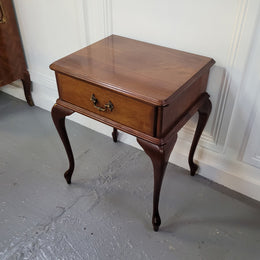 Vintage Mahogany single drawer cabriole leg bedside table. It has been sourced from locally and is in good original detailed condition.