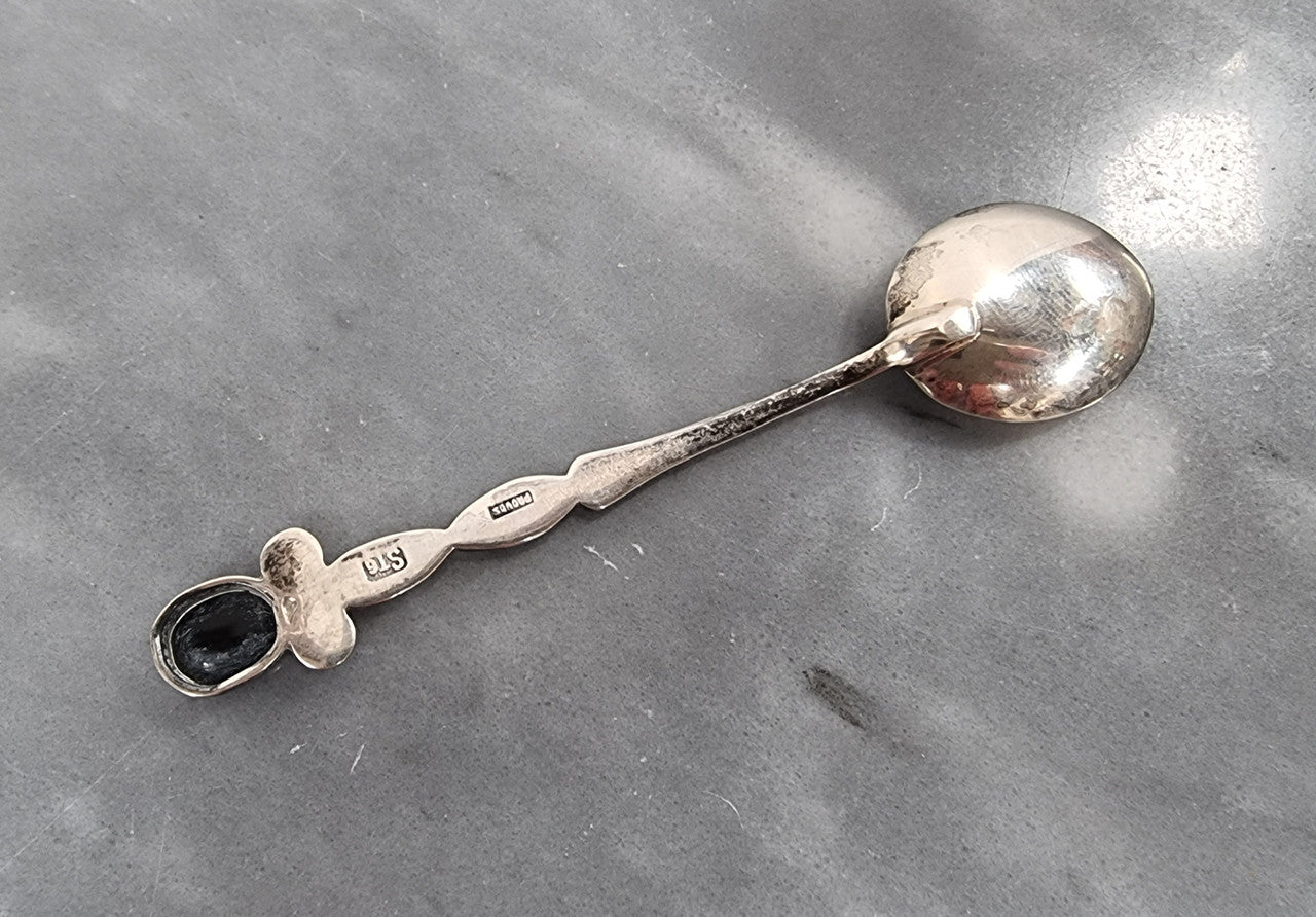 "Prouds" Australian Silver Arts and Crafts Opal spoon. In good original condition, please view photos as it helps form part of the description.