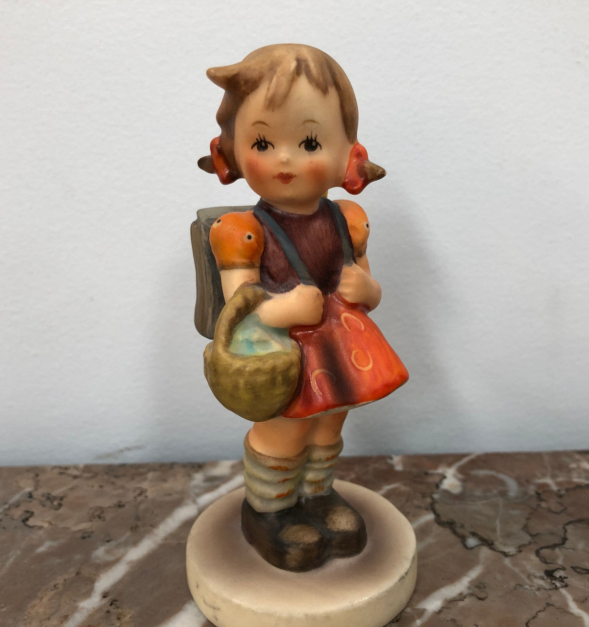 Vintage Hummel Figurine 81 2-0 School Girl Figurine