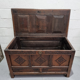 Early 19th Century French Oak carved coffer with a lift up lid for storage. A beautiful piece and in good original condition.