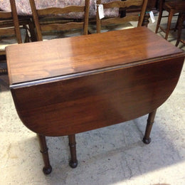 Georgian Drop Leaf Table