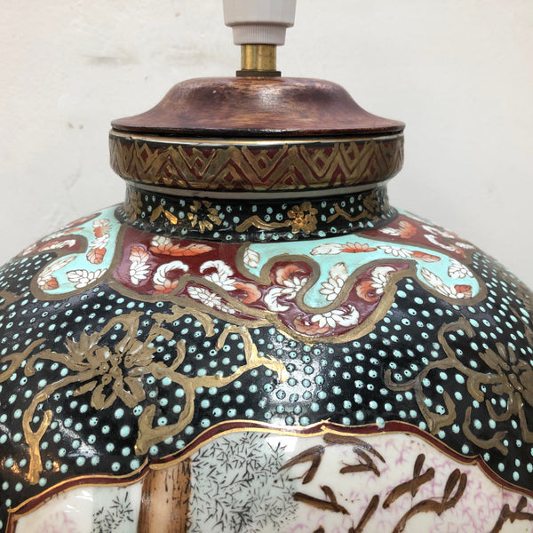 Beautiful Oriental hand painted and gilt decorative large lamp base with lovely detail and in good working order.