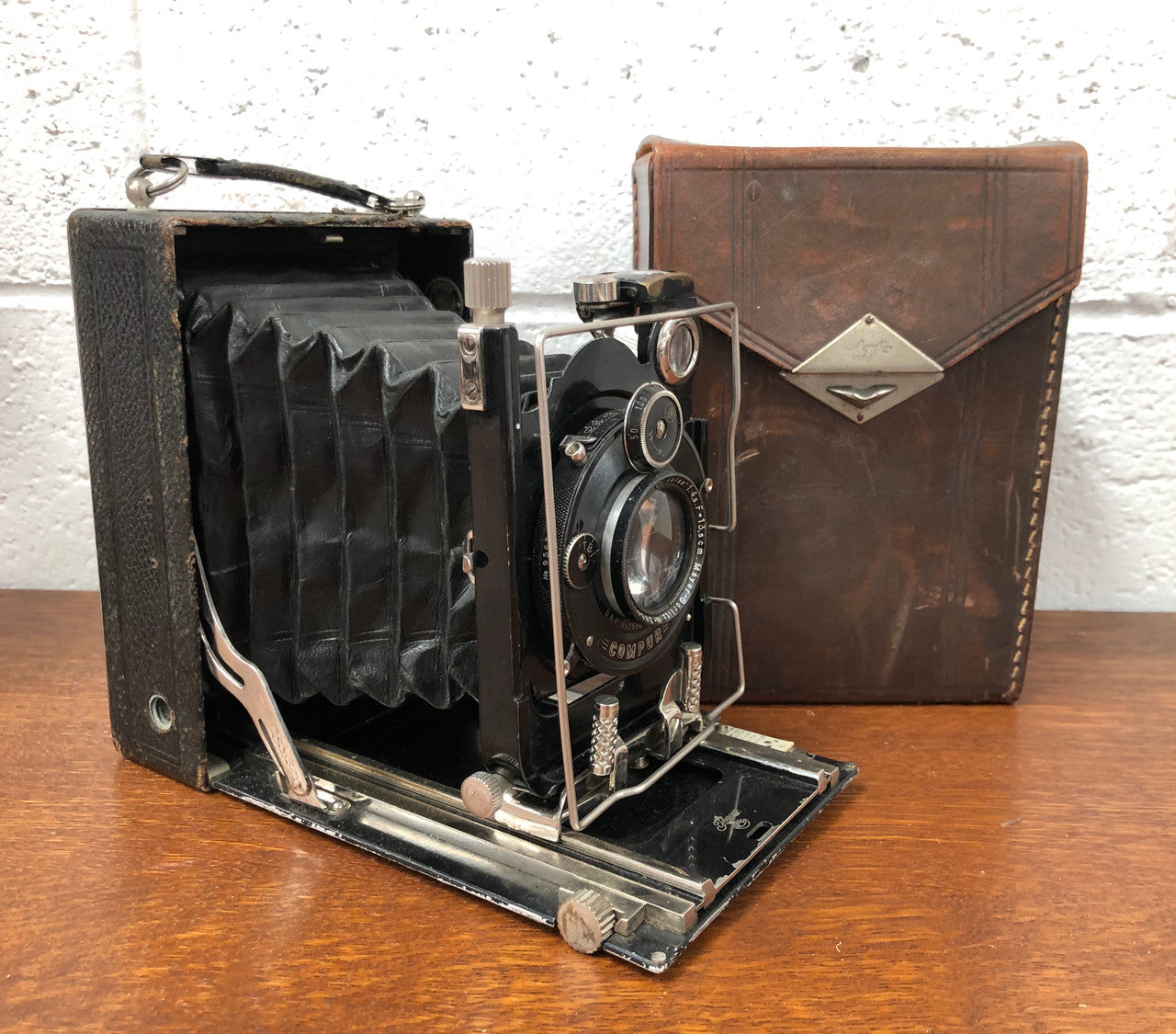 "Ihagee" Folding Double Extension Plate Camera In Original Box | Antique & Vintage | Moonee Ponds Antiques | Australia Wide Delivery
