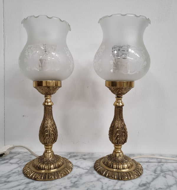 Lovely Vintage pair of etched glass table lamps in good working order.