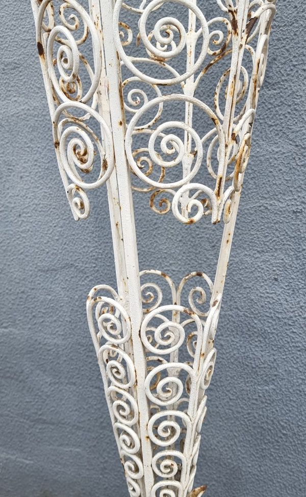 Lovely French rustic wrought iron planter stand with great detail. In good original condition. Circa 1890's