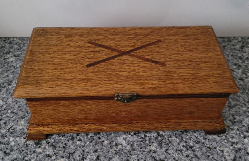 Vintage Silky Oak and Cedar jewellery box with red velvet lining. It is in good original condition, please view photos as they help form part of the description.
